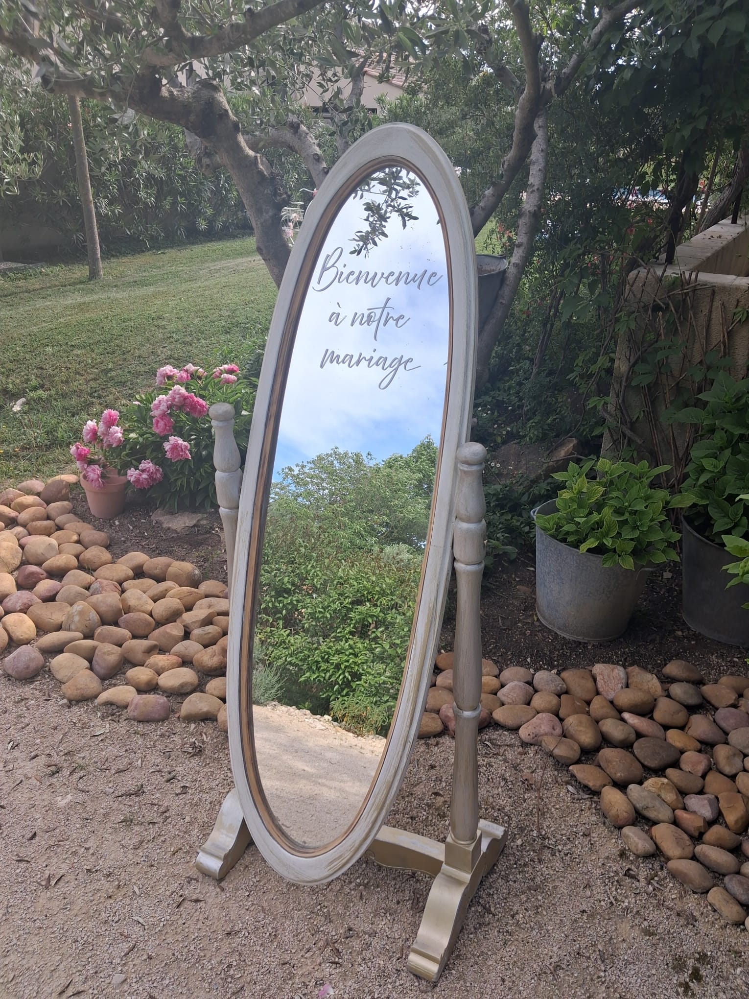 Miroir sur pied personnalisé